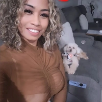 Looking for a roommate in Coastal - San Diego