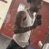 Looking for a roommate in Central Los Angeles, Westside / South Bay, The Harbor, San Fernando Valley, Southeast, The Verdugos, Orange County, San Gabriel Valley, Ventura, Inland Empire - Los Angeles