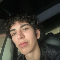 Looking for a roommate in Orange County - Los Angeles