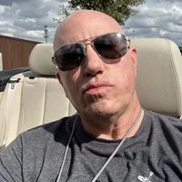 Looking for a roommate