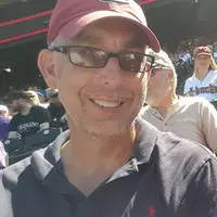 Looking for a roommate in Phoenix, NE Valley - Phoenix