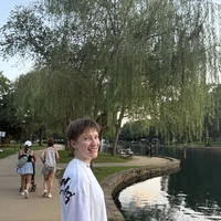 Looking for a roommate in Central Charlotte, North Charlotte - Charlotte