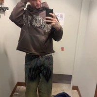 Looking for a roommate in Manhattan, Brooklyn, Queens - New York