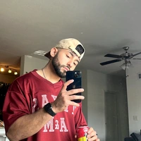 Looking for a roommate in Broward County, Miami, Miami Beach, Miami Dade, Palm Beach County - Miami