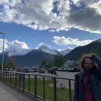 Looking for a roommate in Central Orlando, South Orlando, North Orlando, East Orlando, Outer Orlando, West Orlando - Orlando