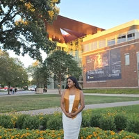 Looking for a roommate in Peninsula - San Francisco