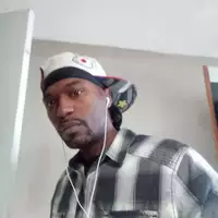 Looking for a roommate in Manhattan, Brooklyn, Queens - New York