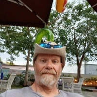 Looking for a roommate in Miami - Miami