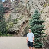 Looking for a roommate in Outer Denver - Denver