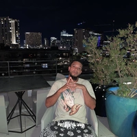 Looking for a roommate in Phoenix - Phoenix