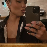 Buscando compañero de cuarto en Central Raleigh - Raleigh