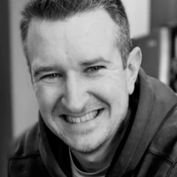 Looking for a roommate in SE Valley - Phoenix