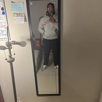 Looking for a roommate in Broward County - Miami