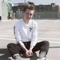 Looking for a roommate in Downtown TO, North York, West TO, Midtown TO - Toronto