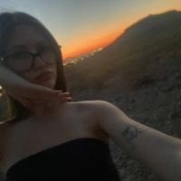 Looking for a roommate in Phoenix, NW Valley, NE Valley - Phoenix