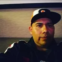 Looking for a roommate in Downtown TO, North York, West TO, Midtown TO - Toronto