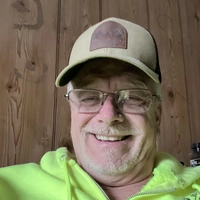 Looking for a roommate in North Indy, NE Indy - Indianapolis