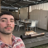 Buscando compañero de cuarto en East Van, North Shore Vancouver, West Van - Vancouver