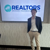 Looking for a roommate in Broward County - Miami