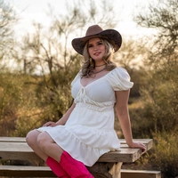 Looking for a roommate in SE Valley - Phoenix