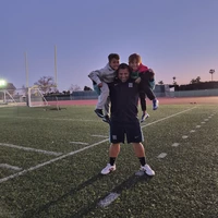 Looking for a roommate in Southeast - Los Angeles