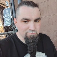 Looking for a roommate in Outer Triad - Greensboro