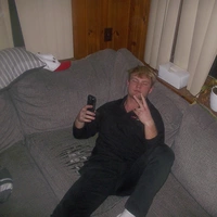 Buscando compañero de cuarto en VA Peninsula - Virginia Beach