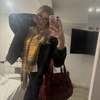 Looking for a roommate in West Van, Downtown Van, Burnaby / New West - Vancouver