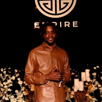 Looking for a roommate in Central Los Angeles, Westside / South Bay, San Fernando Valley, Orange County - Los Angeles