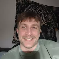 Looking for a roommate in Central SD, Coastal, East SD, Inland, North SD, South SD - San Diego