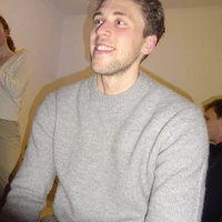 Looking for a roommate in Manhattan, Queens - New York