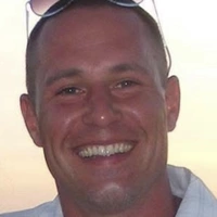 Looking for a roommate in Clearwater-St. Petersburg - Tampa