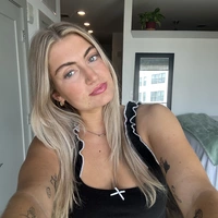 Looking for a roommate in Clearwater-St. Petersburg - Tampa