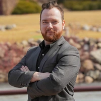 Looking for a roommate in Bde Maka Ska-Isles, Camden, Central Minneapolis, Longfellow, Near North, Nokomis, Northeast, Phillips, Powderhorn, Saint Paul, Southwest, Suburbs, University - Minneapolis