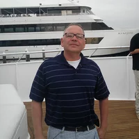 Looking for a roommate in Orange County - Los Angeles