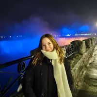 Looking for a roommate in Downtown TO, Mississauga - Toronto