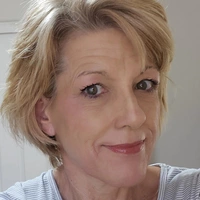 Looking for a roommate in NE Valley, SE Valley - Phoenix