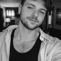 Looking for a roommate in Miami - Miami