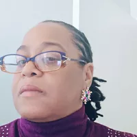 Looking for a roommate in Phoenix, NW Valley, SW Valley, Pinal County - Phoenix