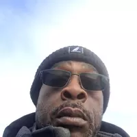 Looking for a roommate in Phoenix, NW Valley, SW Valley, NE Valley, SE Valley - Phoenix