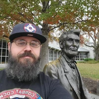 Buscando compañero de cuarto en Central Indy, North Indy, West Indy, East Indy, South Indy, NE Indy, Outer IN - Indianapolis