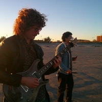 Buscando compañero de cuarto en Central Los Angeles, San Fernando Valley, San Gabriel Valley - Los Angeles