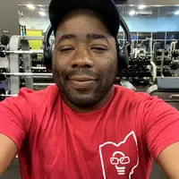 Buscando compañero de cuarto en Central Tampa, North Tampa, West Tampa, Clearwater-St. Petersburg - Tampa