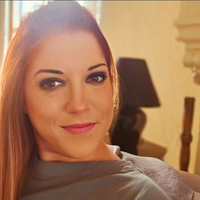 Looking for a roommate in NW Mil, North Mil / North Shore, Outer Milwaukee, West / SW Mil - Milwaukee