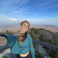 Looking for a roommate in Central Charlotte, North Charlotte, South Charlotte, East Charlotte, West Charlotte - Charlotte