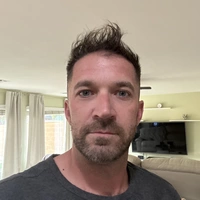 Looking for a roommate in SE Valley - Phoenix