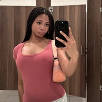 Looking for a roommate in Clearwater-St. Petersburg - Tampa