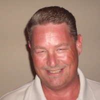 Looking for a roommate in NW Valley - Phoenix