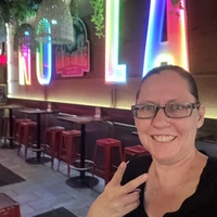 Looking for a roommate in Central Orlando, East Orlando, West Orlando - Orlando