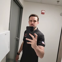 Buscando compañero de cuarto en Metro Area - Boston